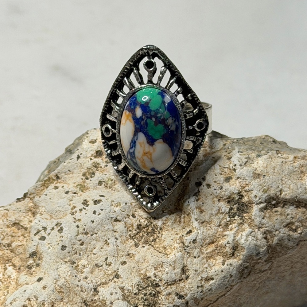 Teardrop Calsilica Accent Ring - Blue & Green